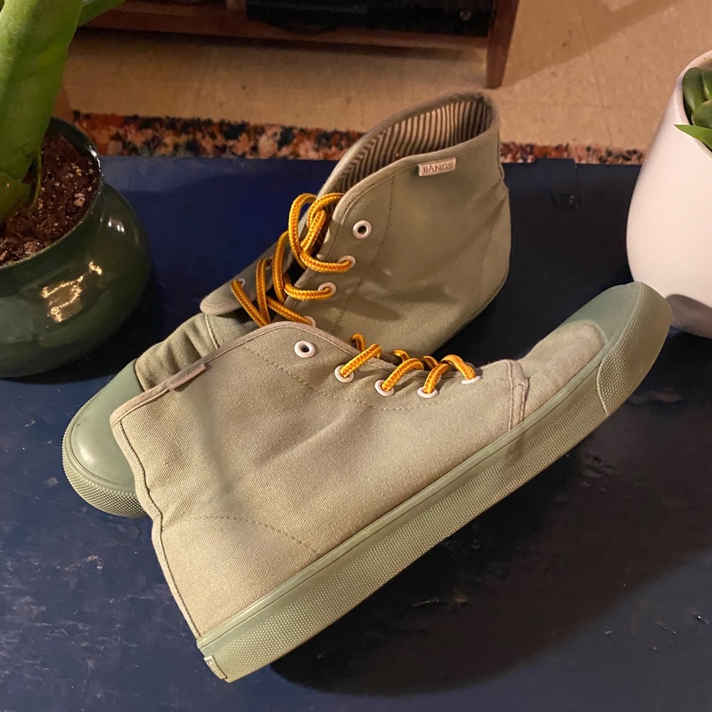 Sage Green Bangs Size 10